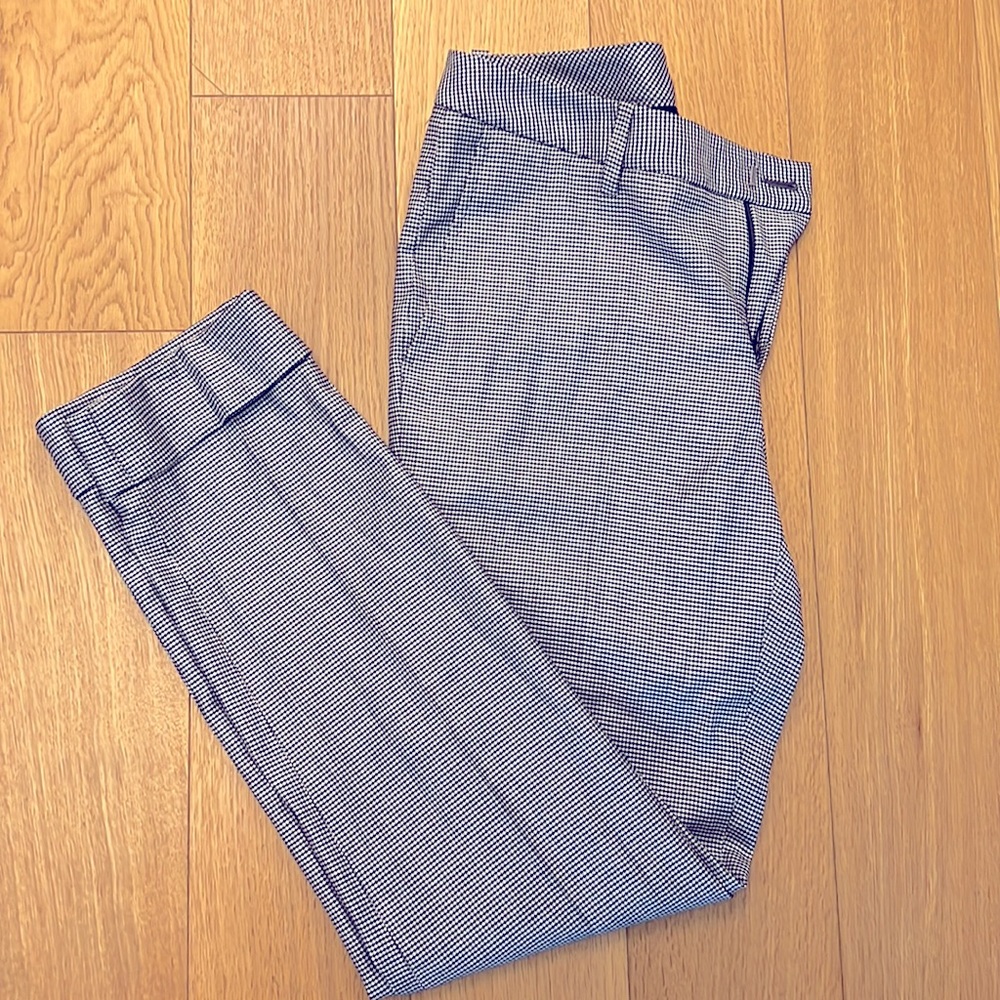 Trousers, Size 36 R, twill pattern.